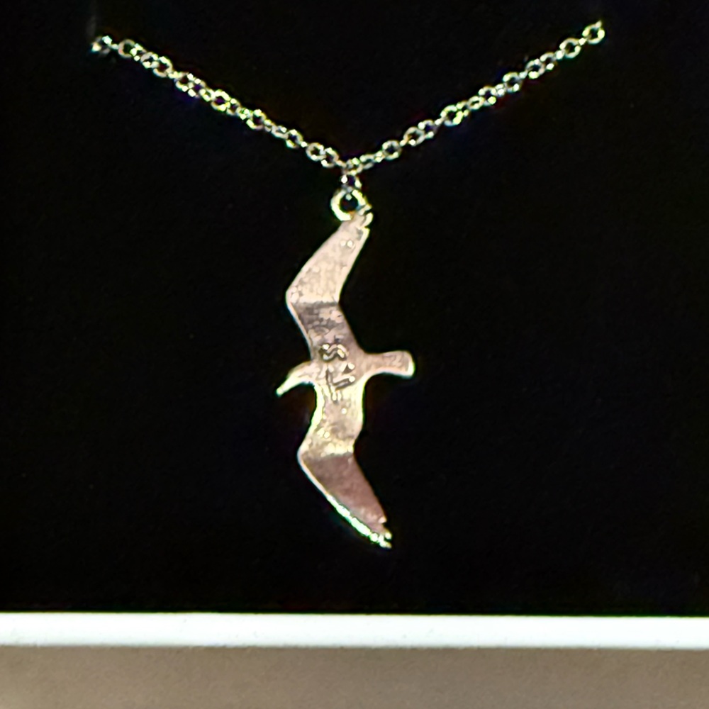 1989 (Taylor’s Version) Seagull Necklace - NEW in Box - Authentic! - Picture 3 of 5